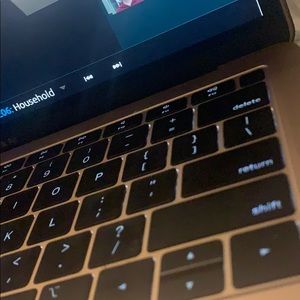 Meet your Posher, Colleen